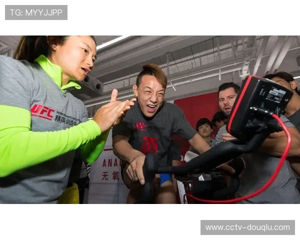茸主UFC上海站凭一致判定获胜成功回归两连胜 展现强势复苏 茸主UFC上海站凭一致判定获胜成功回归两连胜 展现强势复苏
