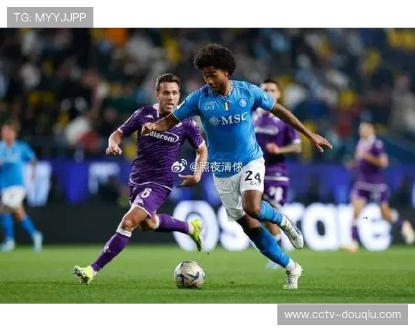 佛罗伦萨客场防守漏洞多,场均失球居高不下 佛罗伦萨客场防守漏洞多,场均失球居高不下