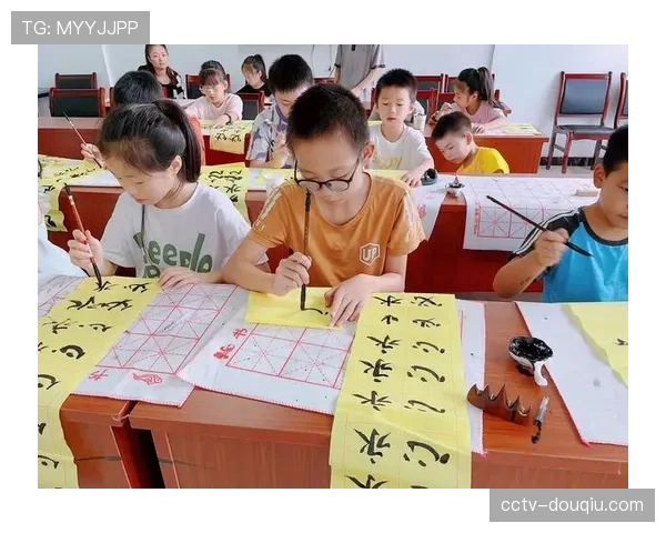 德甲名宿走进社区指导青少年，公益项目覆盖百所小学