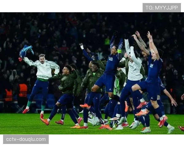 巴黎圣日耳曼3-2客胜梅斯，但仍落后朗斯1分