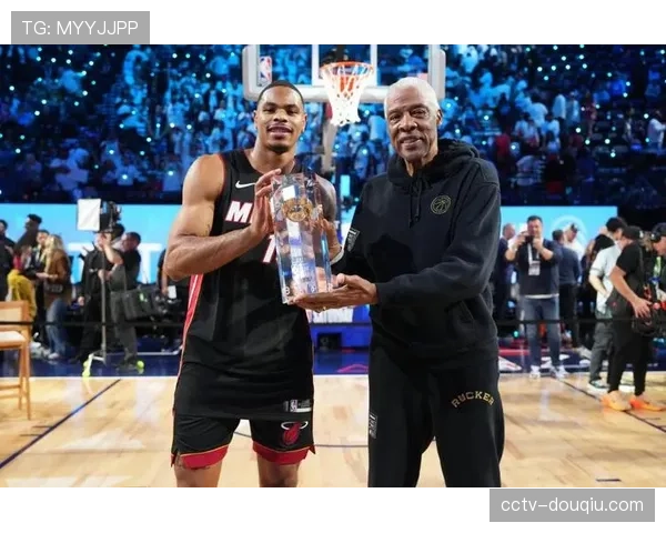 全明星周六之夜扣篮大赛，凯沙德·约翰逊力压卡特·布莱恩特夺冠